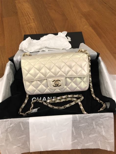 chanel 20b iridescent ivory|CHANEL 20B IVORY IRIDESCENT MINI: Unboxing, Review.